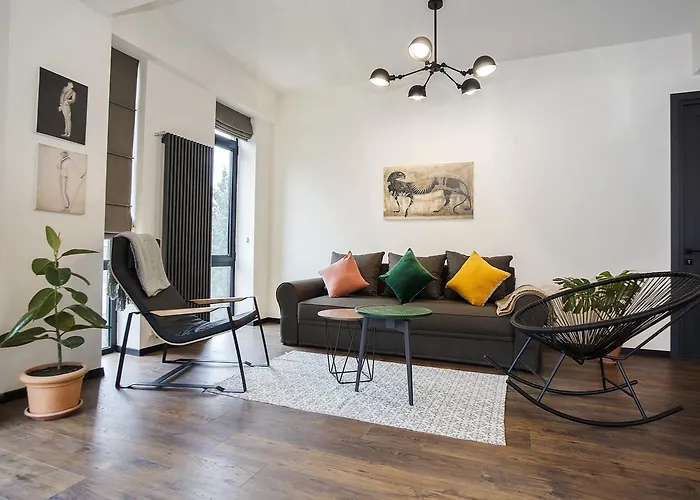 2Br Apt With Pool & Gym In The Building- By Wehost